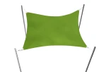Wodoszczelny żagiel ogrodowy premium w kolorze zielonym na czterech aluminiowych masztach.